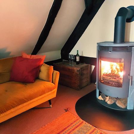 Historische Ferienwohnung Mit Kamin In Lich Dış mekan fotoğraf
